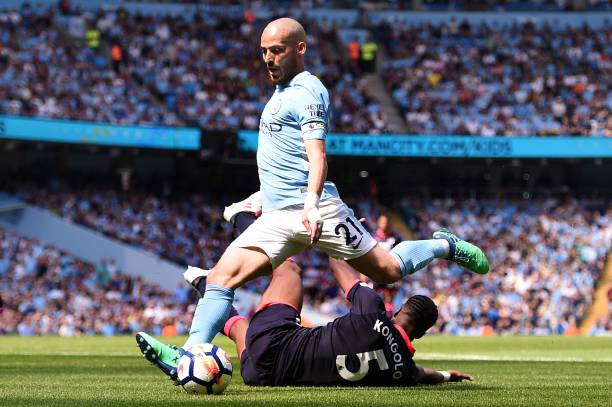 成耀东用他 成耀东用他